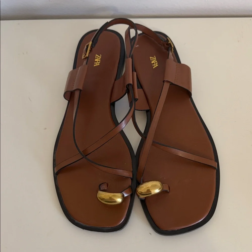 ZARA Flat Strappy Sandals With Metal Size 39 2024 Collection - Picture 4 of 6
